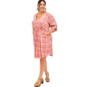 TORRID PLUS SIZE Rose Plaid  ZIP-Front Challis Shirt Dress.